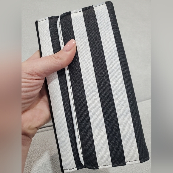 KUT FROM THE KLOTH Striped Wallet - Picture 11 of 16